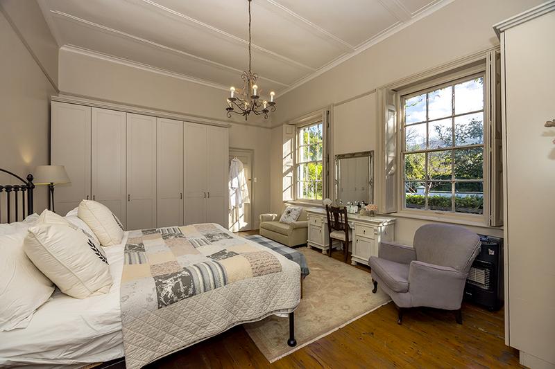 4 Bedroom Property for Sale in Claremont Western Cape